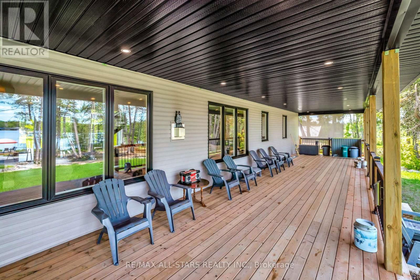15 BERRY LANE Image 42