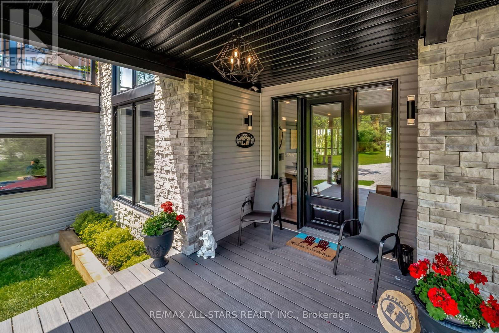 15 BERRY LANE Image 9