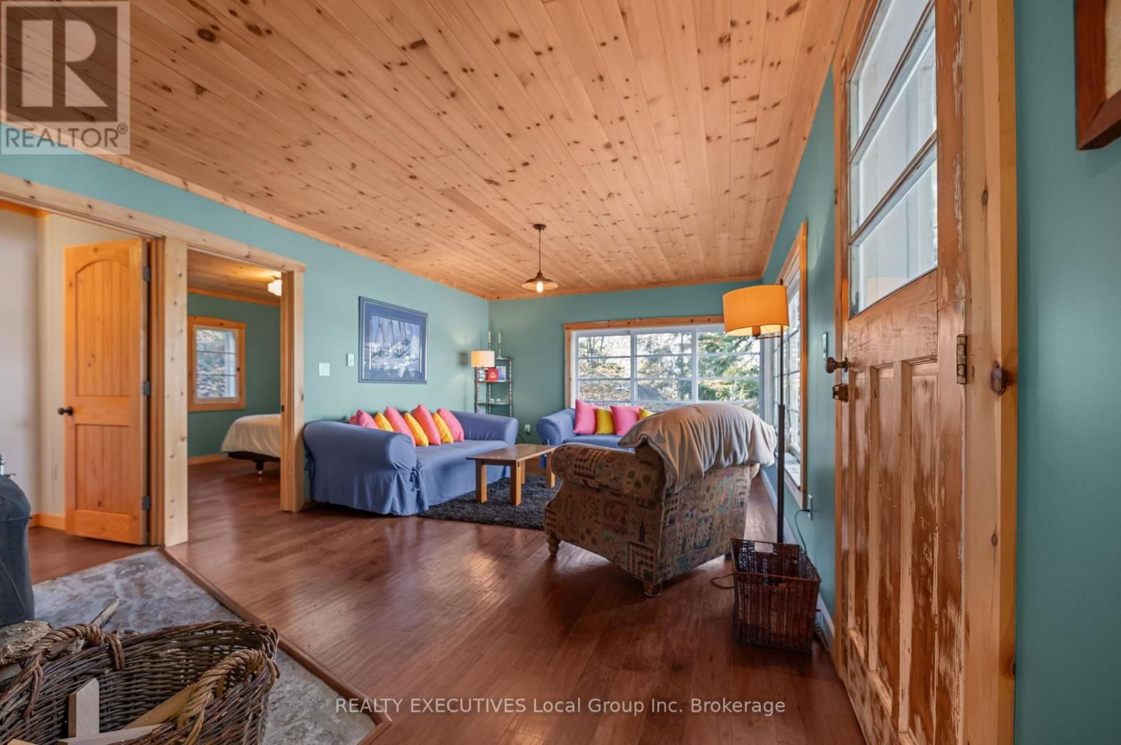 137B PEBBLE BEACH DRIVE Image 15