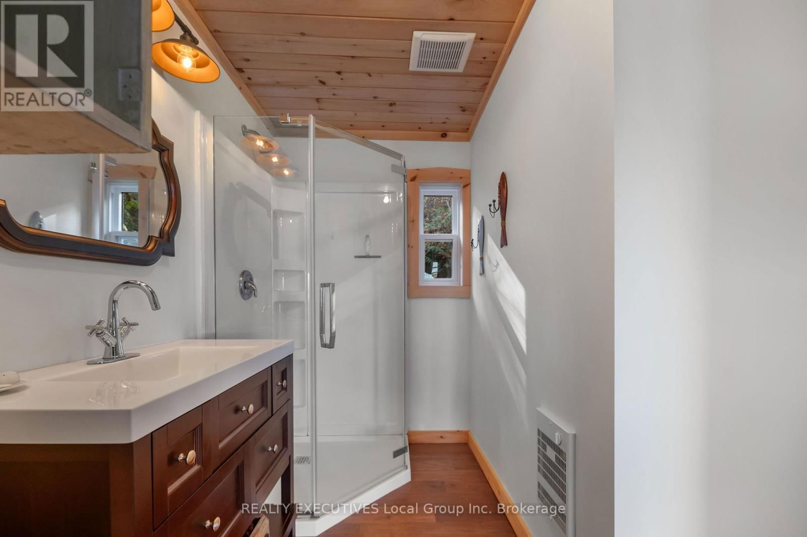 137B PEBBLE BEACH DRIVE Image 24