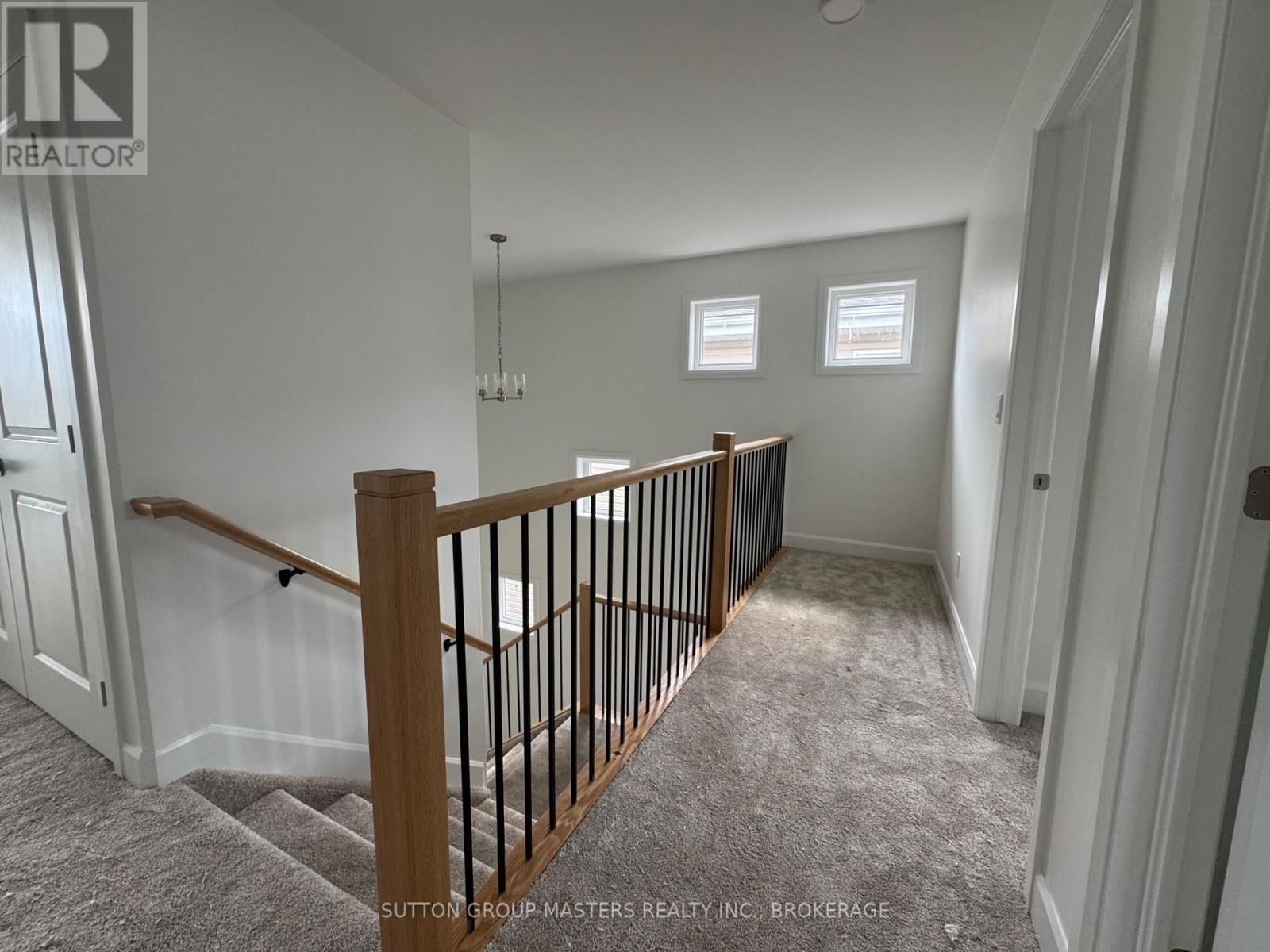 212 SUPERIOR DRIVE Image 15