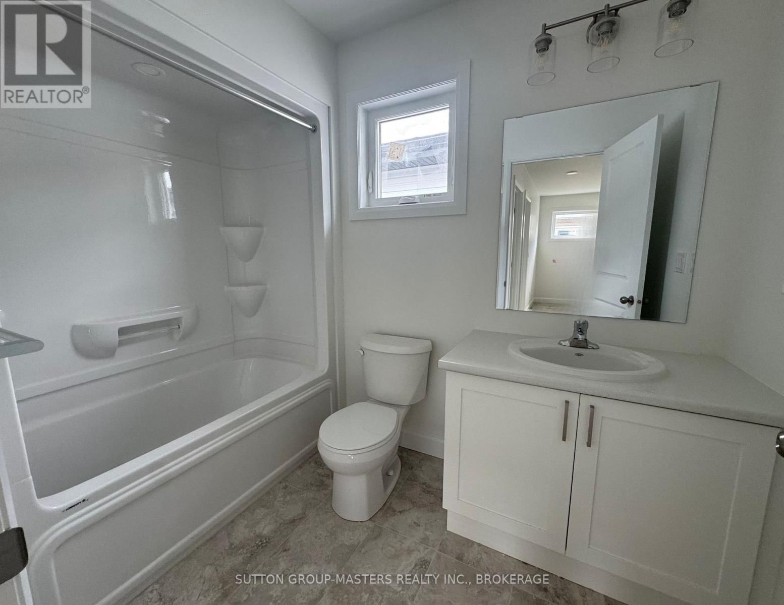 212 SUPERIOR DRIVE Image 16