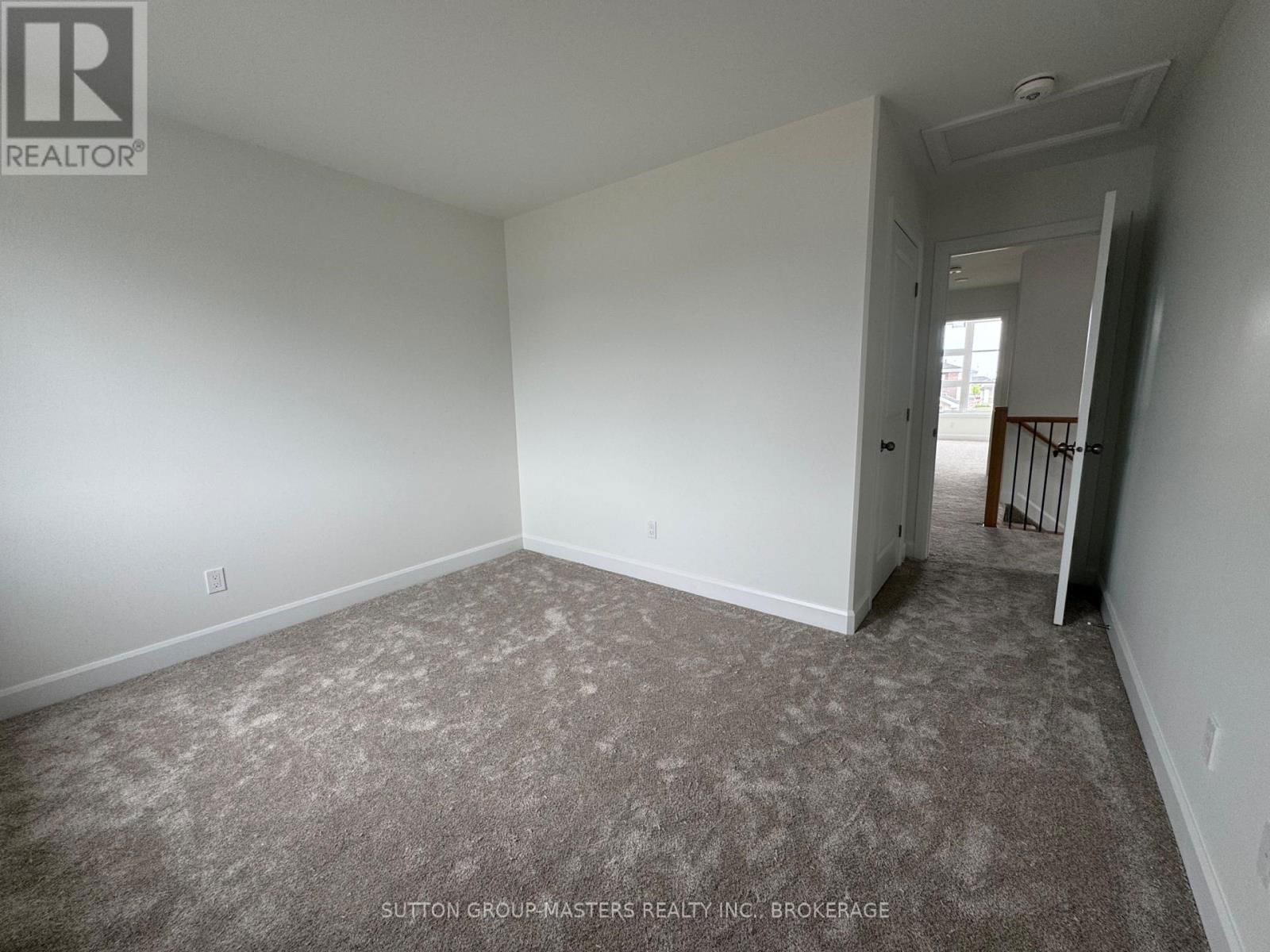 212 SUPERIOR DRIVE Image 18