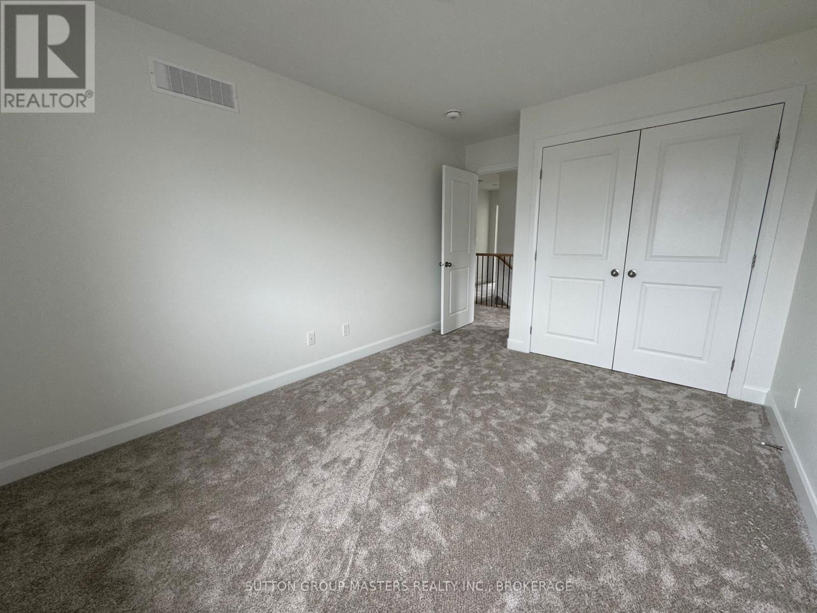 212 SUPERIOR DRIVE Image 20