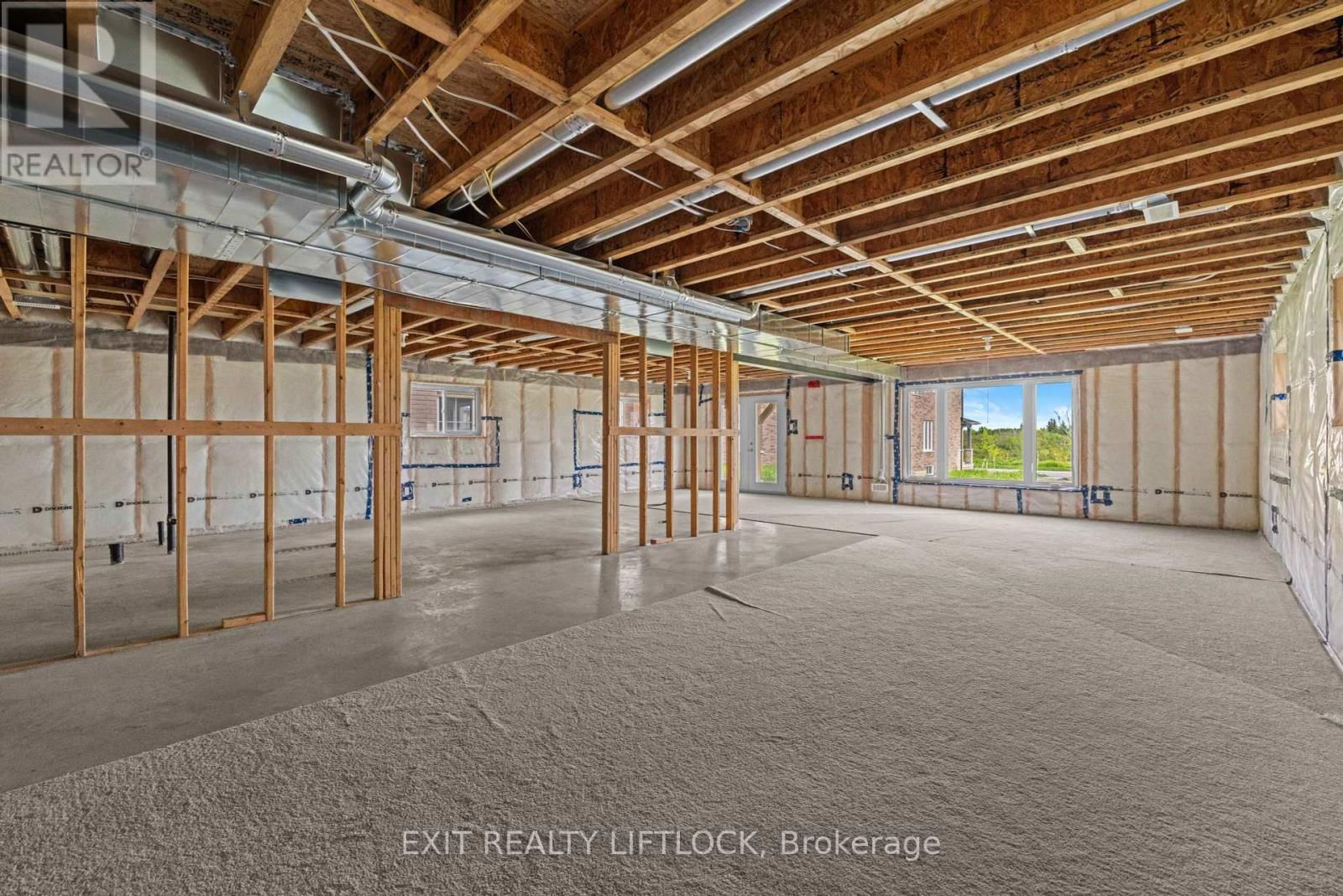 100 YORK DRIVE Image 31