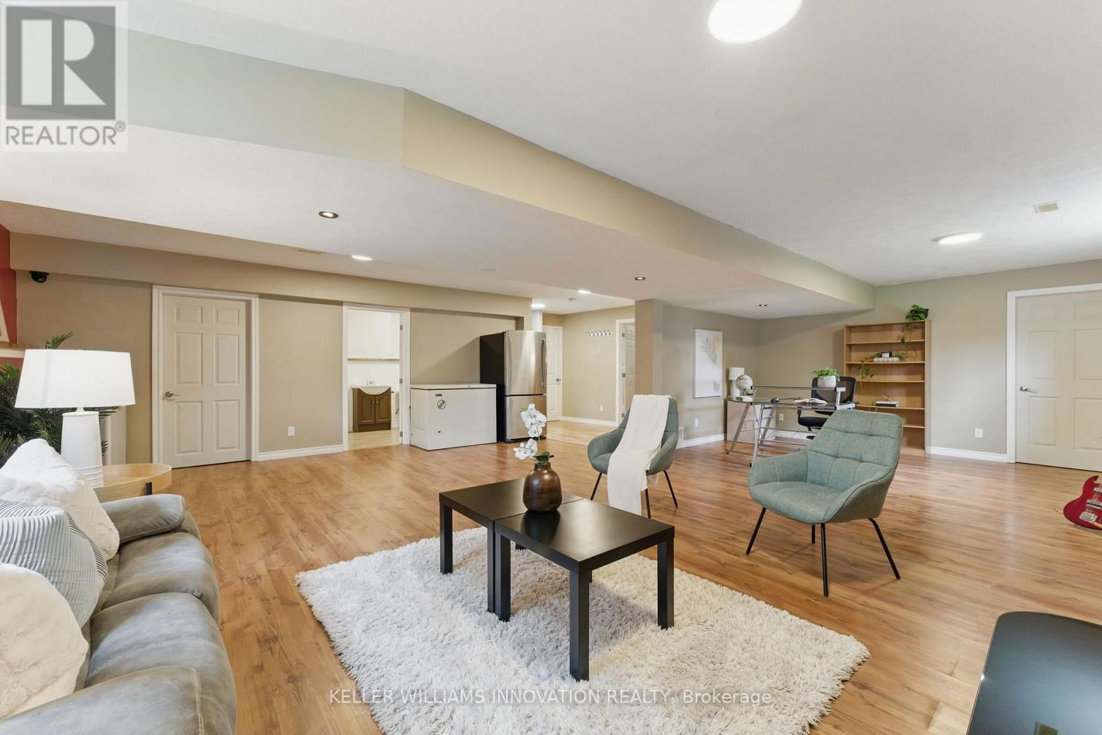 120 DENSTEDT STREET WEST Image 28