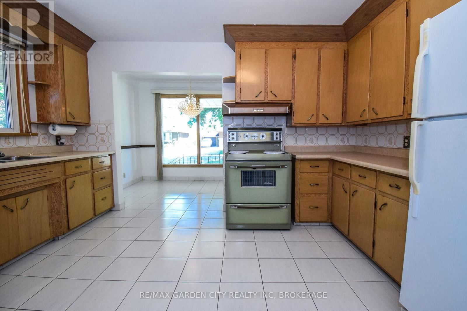 115 LARRAINE STREET Image 20