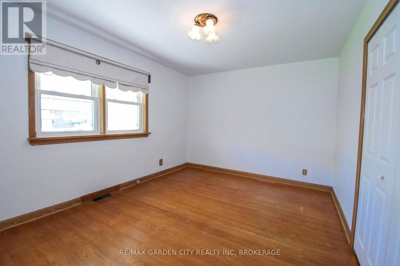 115 LARRAINE STREET Image 22