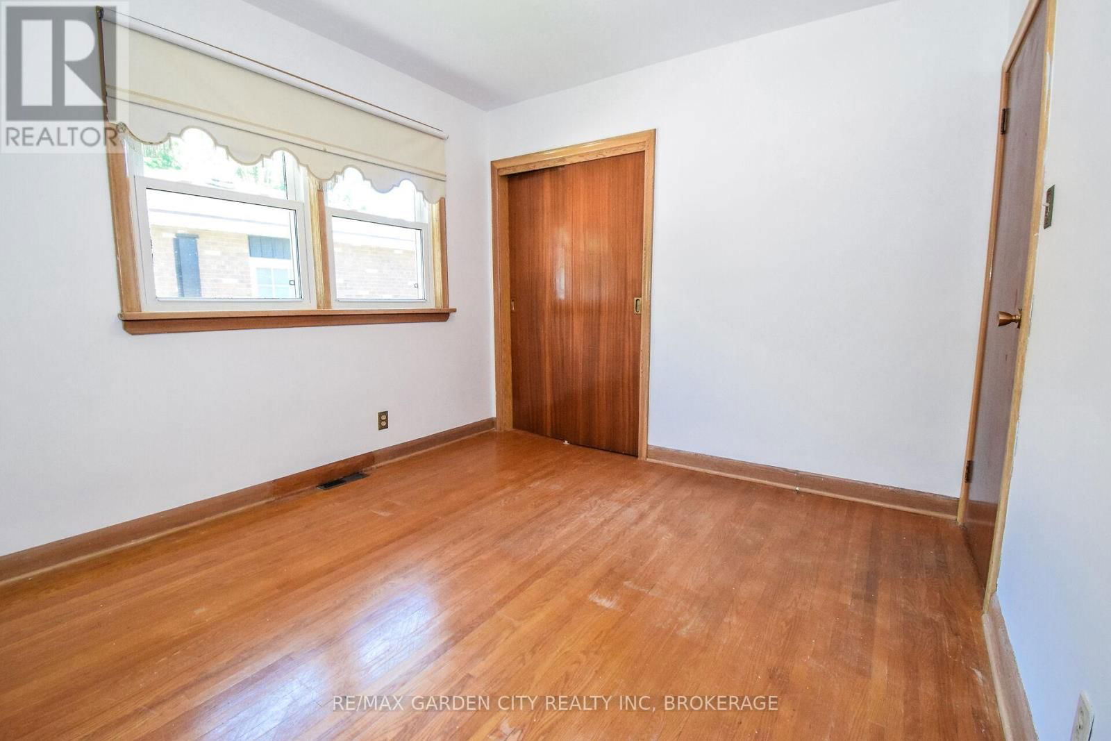 115 LARRAINE STREET Image 29