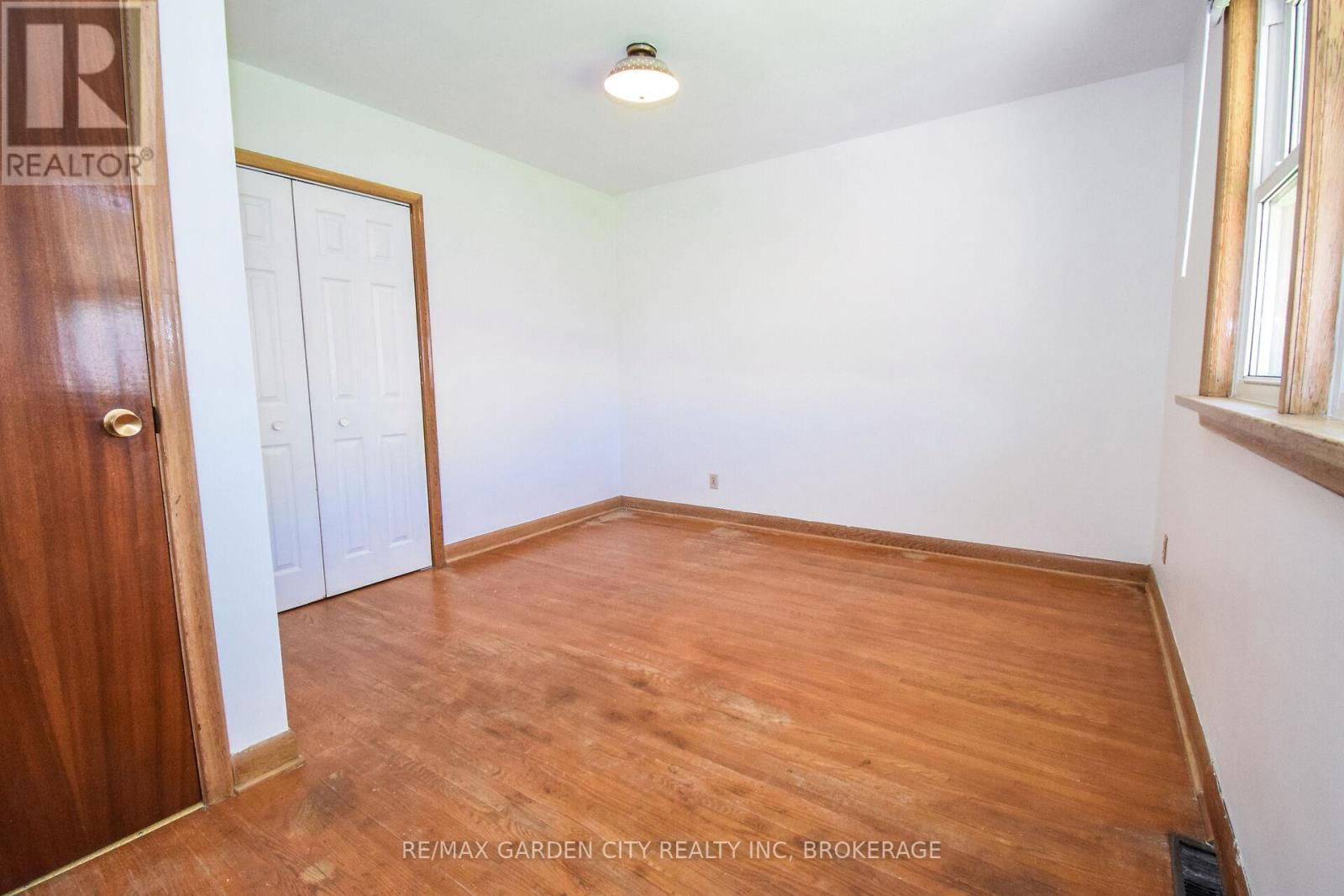 115 LARRAINE STREET Image 30