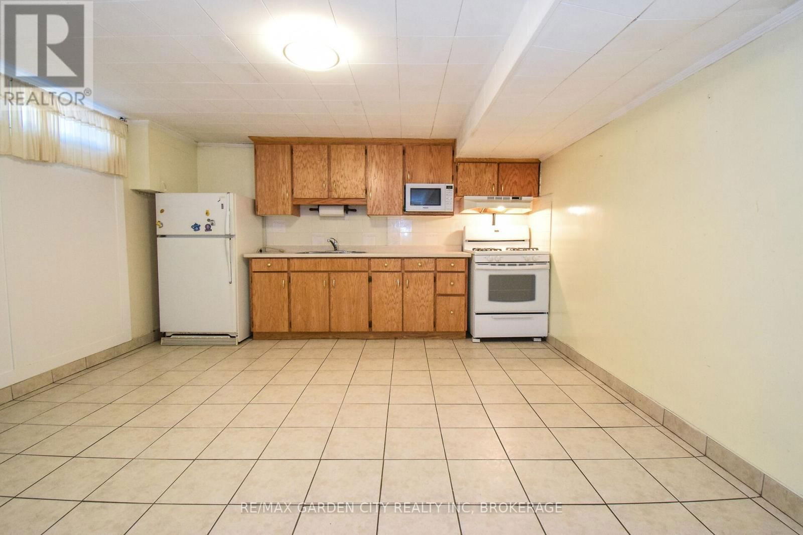 115 LARRAINE STREET Image 36