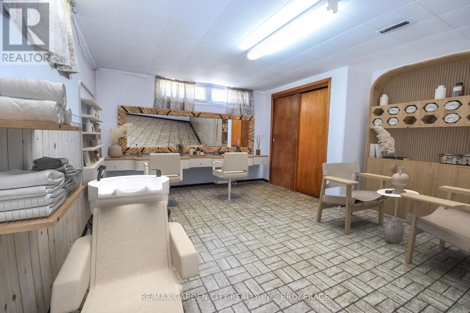 115 LARRAINE STREET Image 39