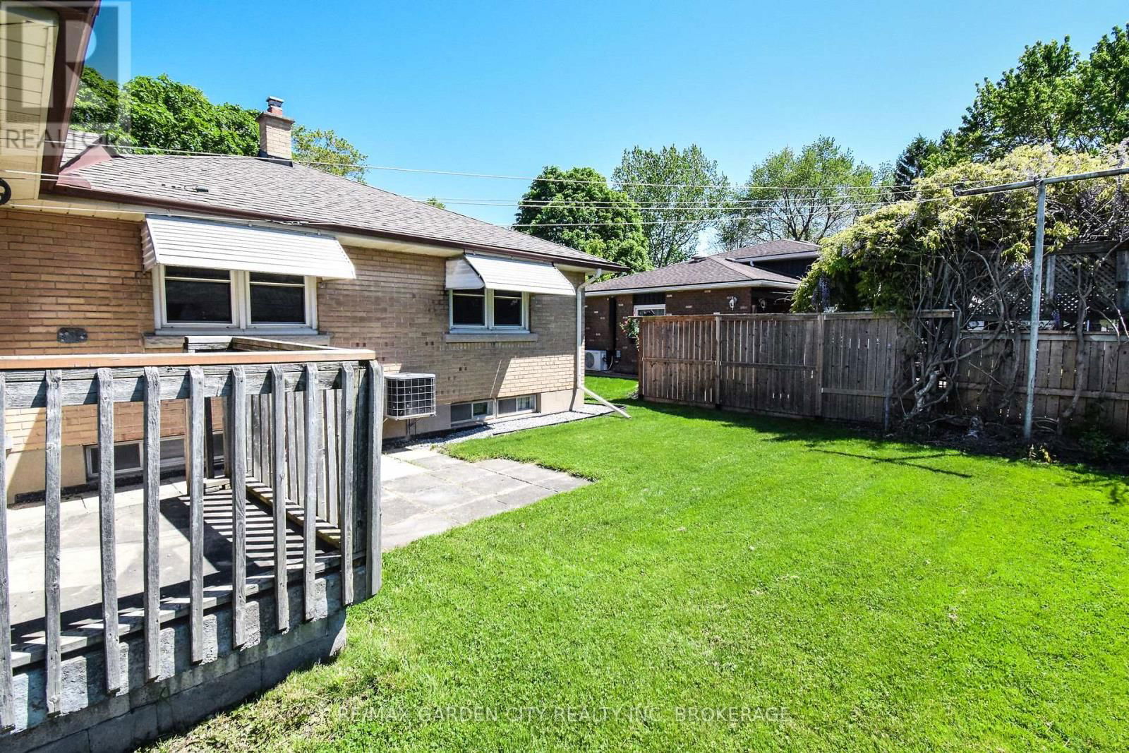 115 LARRAINE STREET Image 8