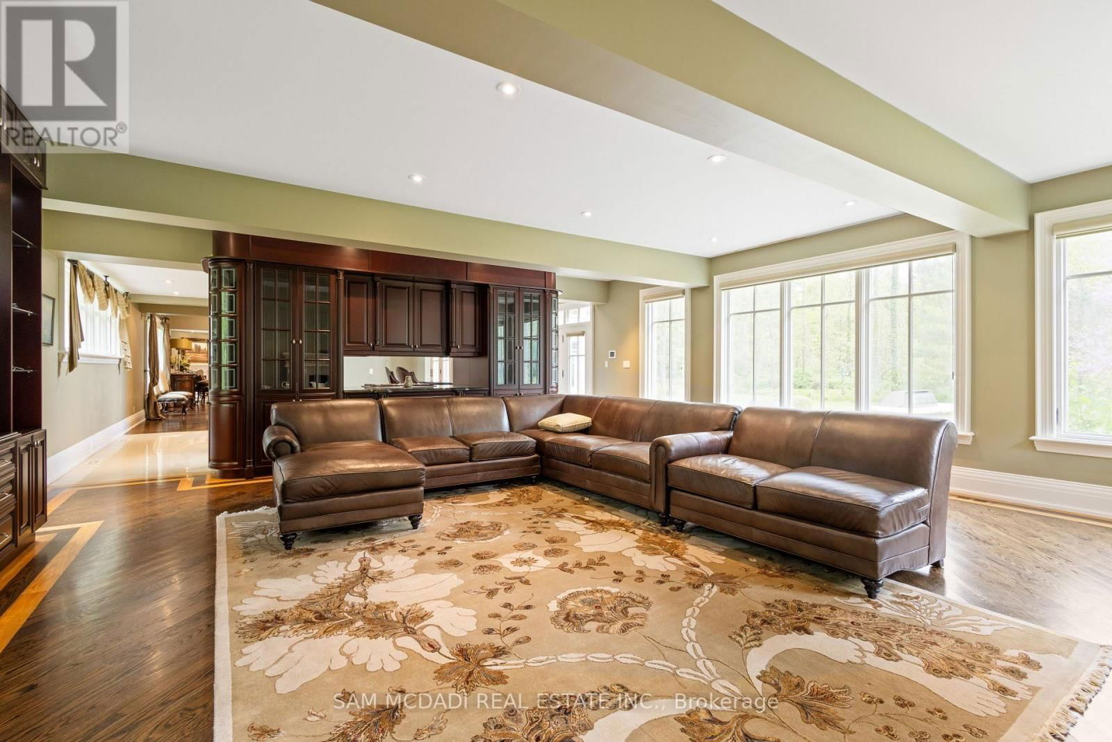 839 LAKESHORE ROAD Image 14