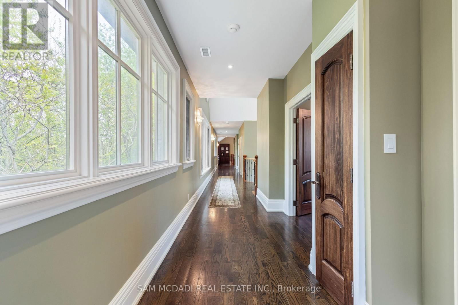 839 LAKESHORE ROAD Image 17