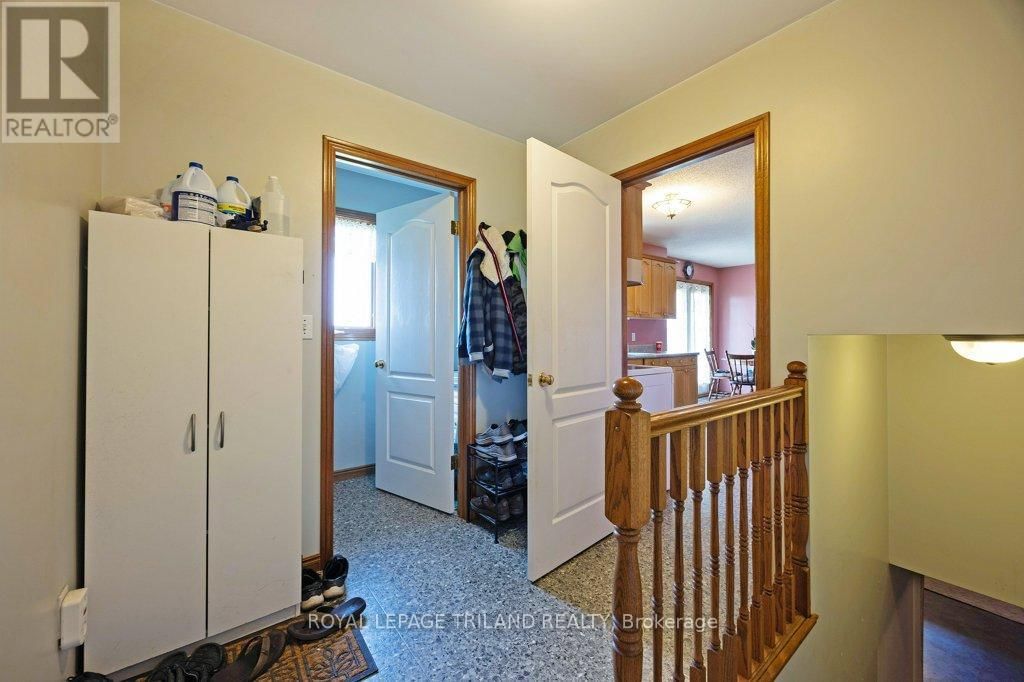 50783 CHALET LINE Image 22