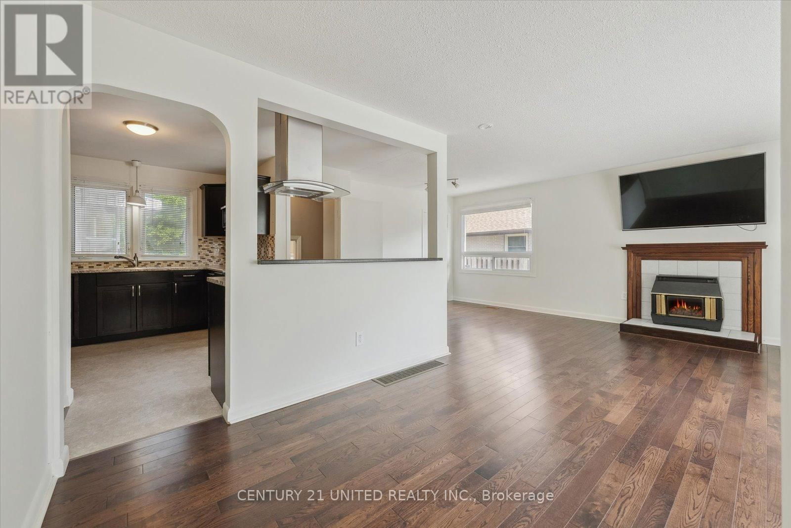 1294 VICTORY DRIVE Image 9