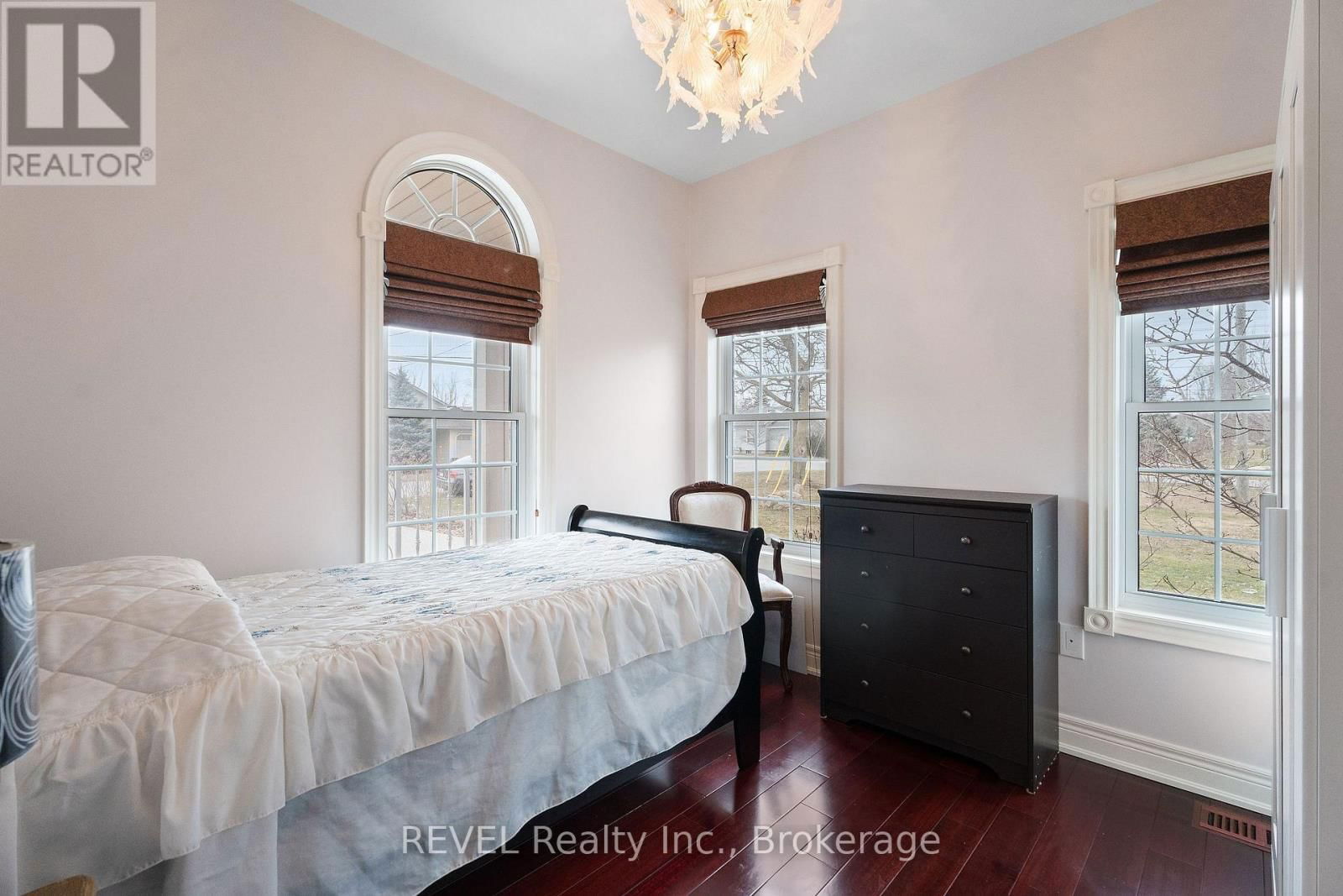 3676 REBSTOCK ROAD Image 20