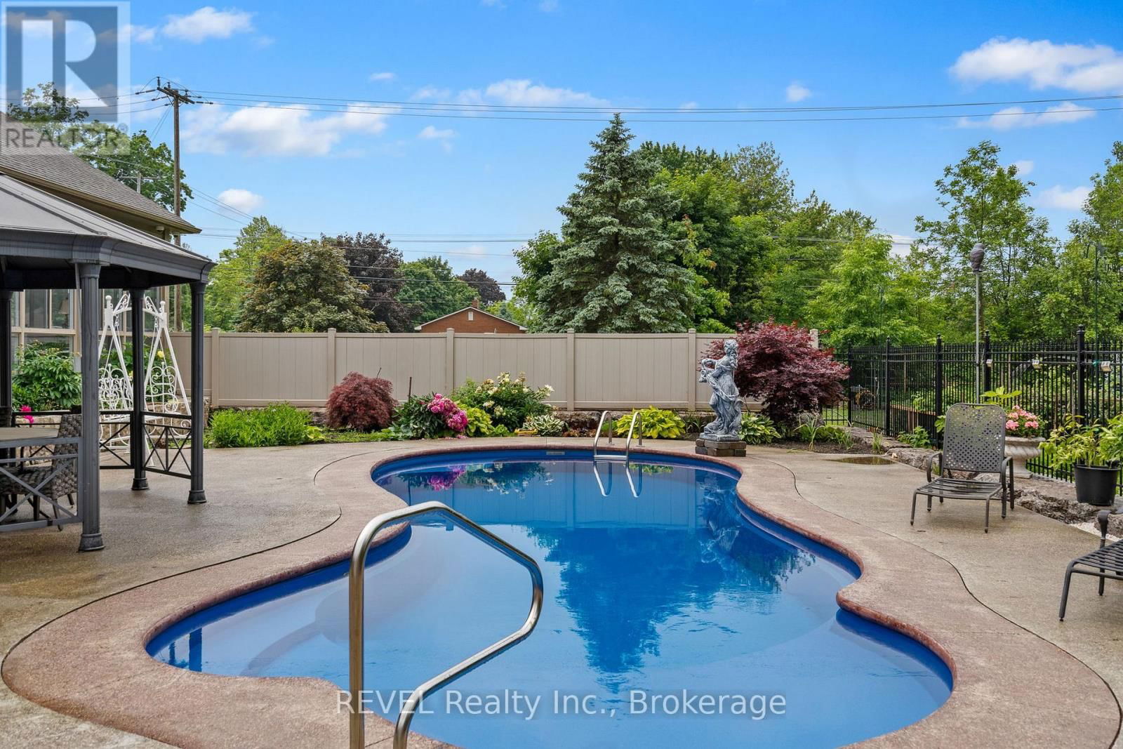 3676 REBSTOCK ROAD Image 30