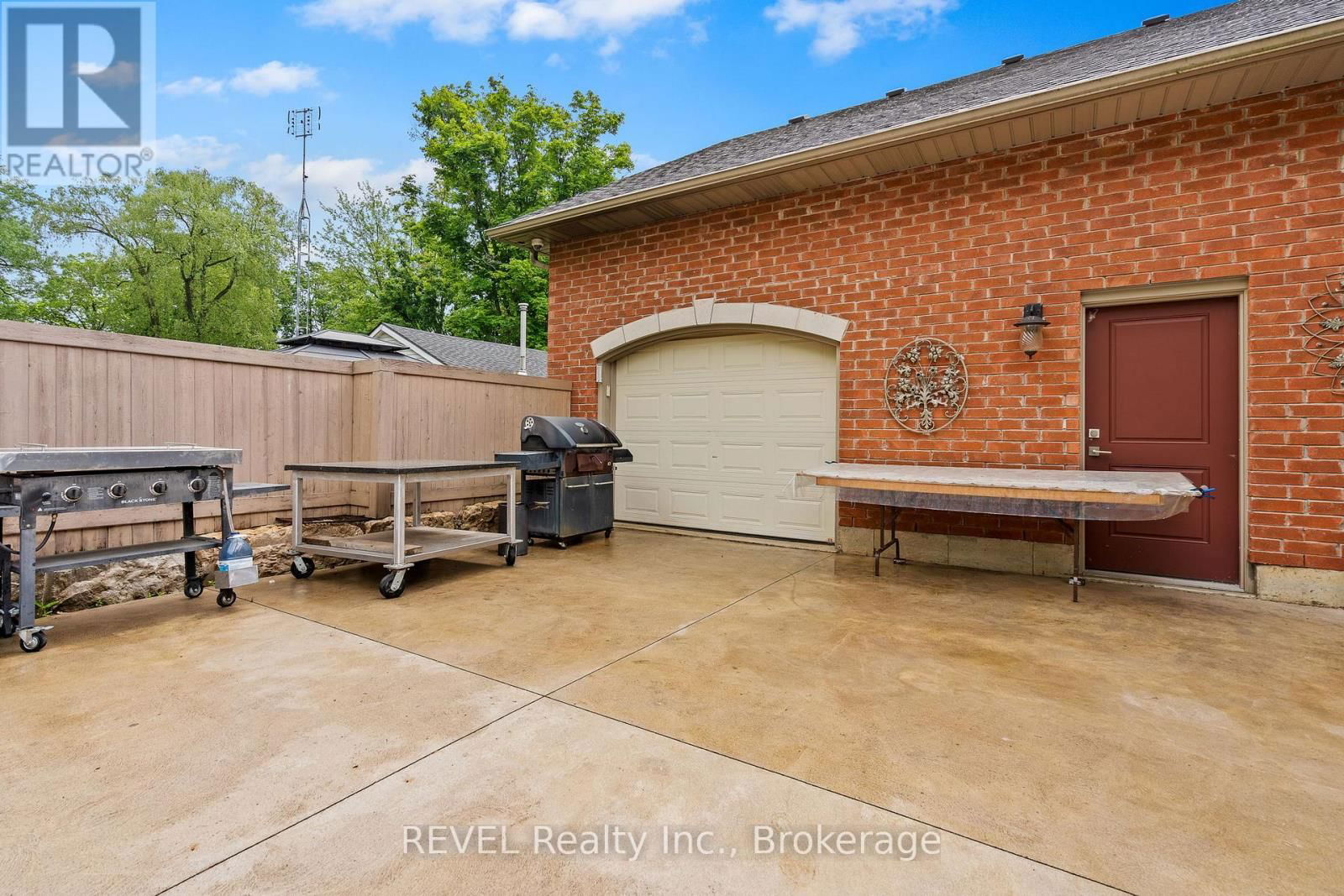 3676 REBSTOCK ROAD Image 34