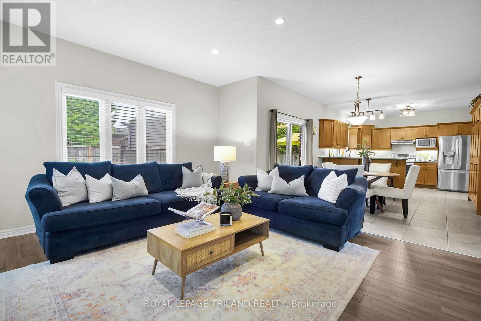 30 WILLARD CRESCENT Image 13
