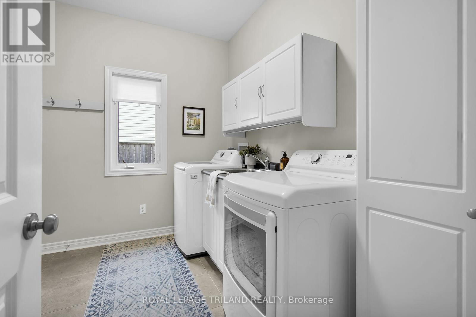 30 WILLARD CRESCENT Image 14