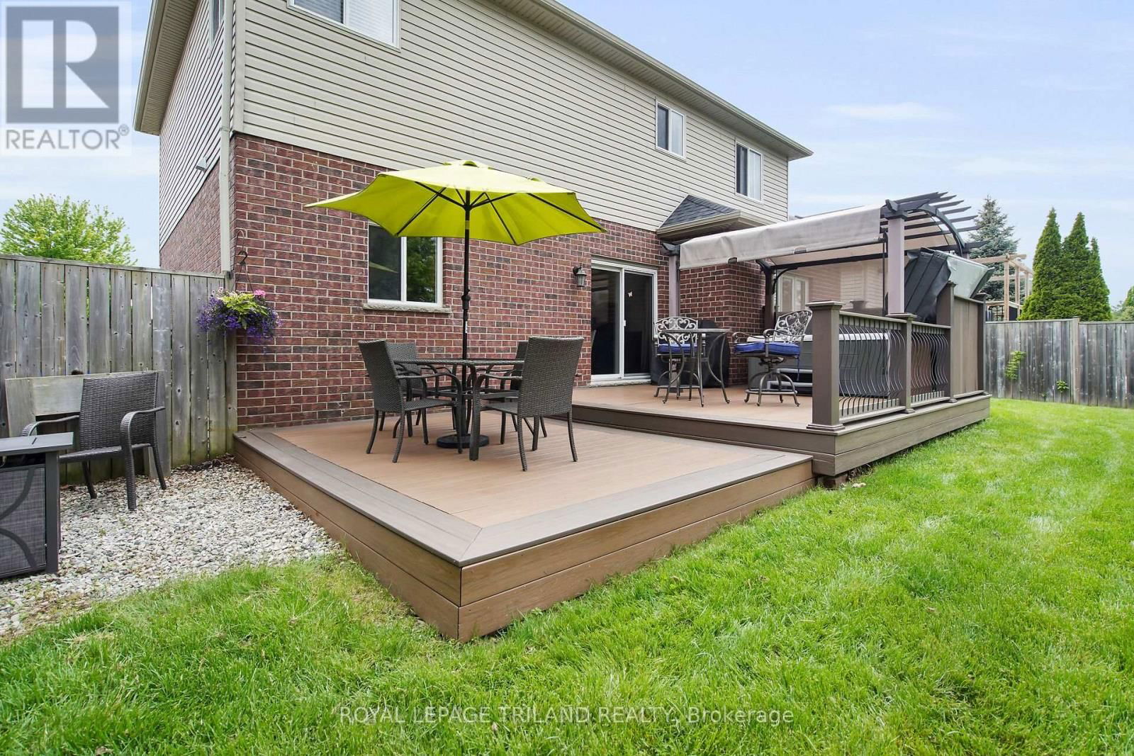 30 WILLARD CRESCENT Image 34