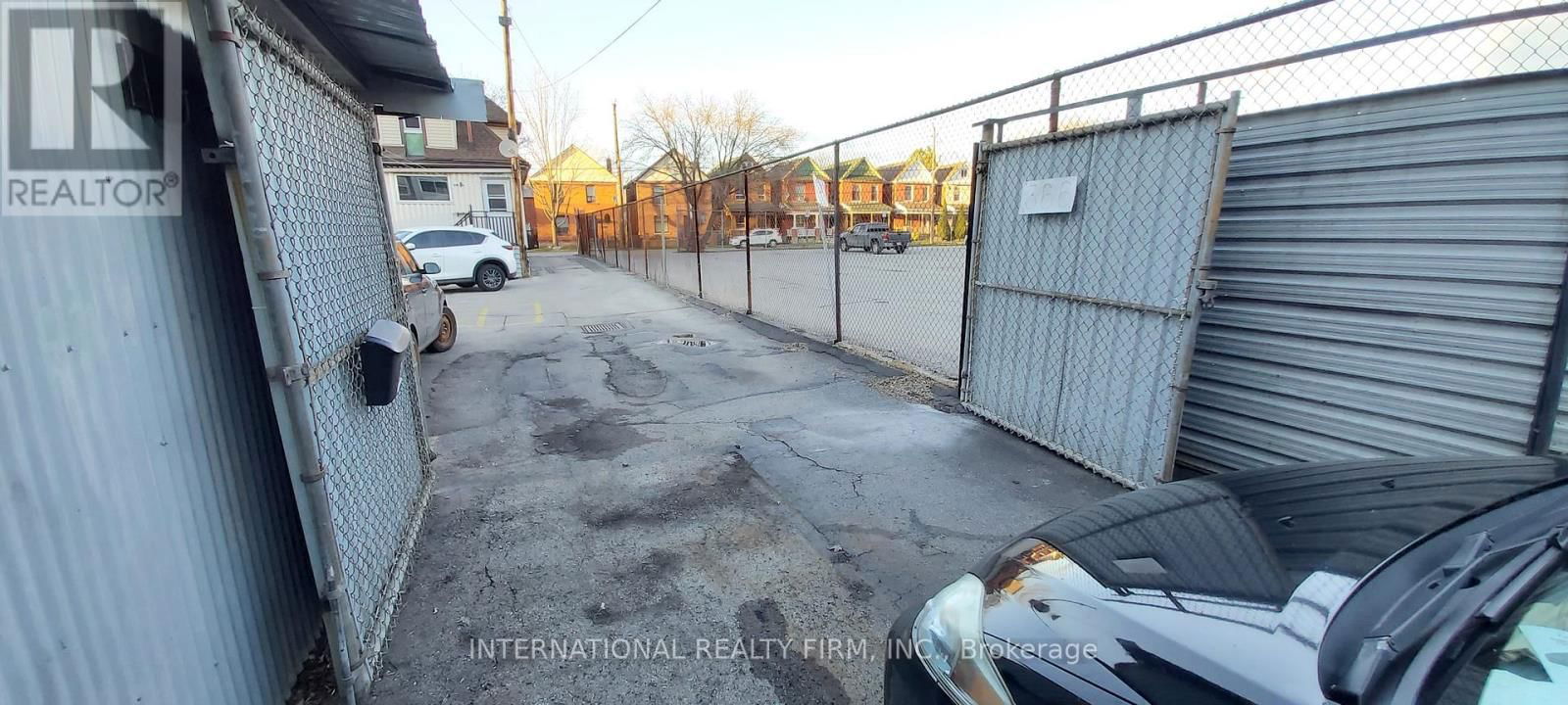 366 CUMBERLAND AVENUE Image 13