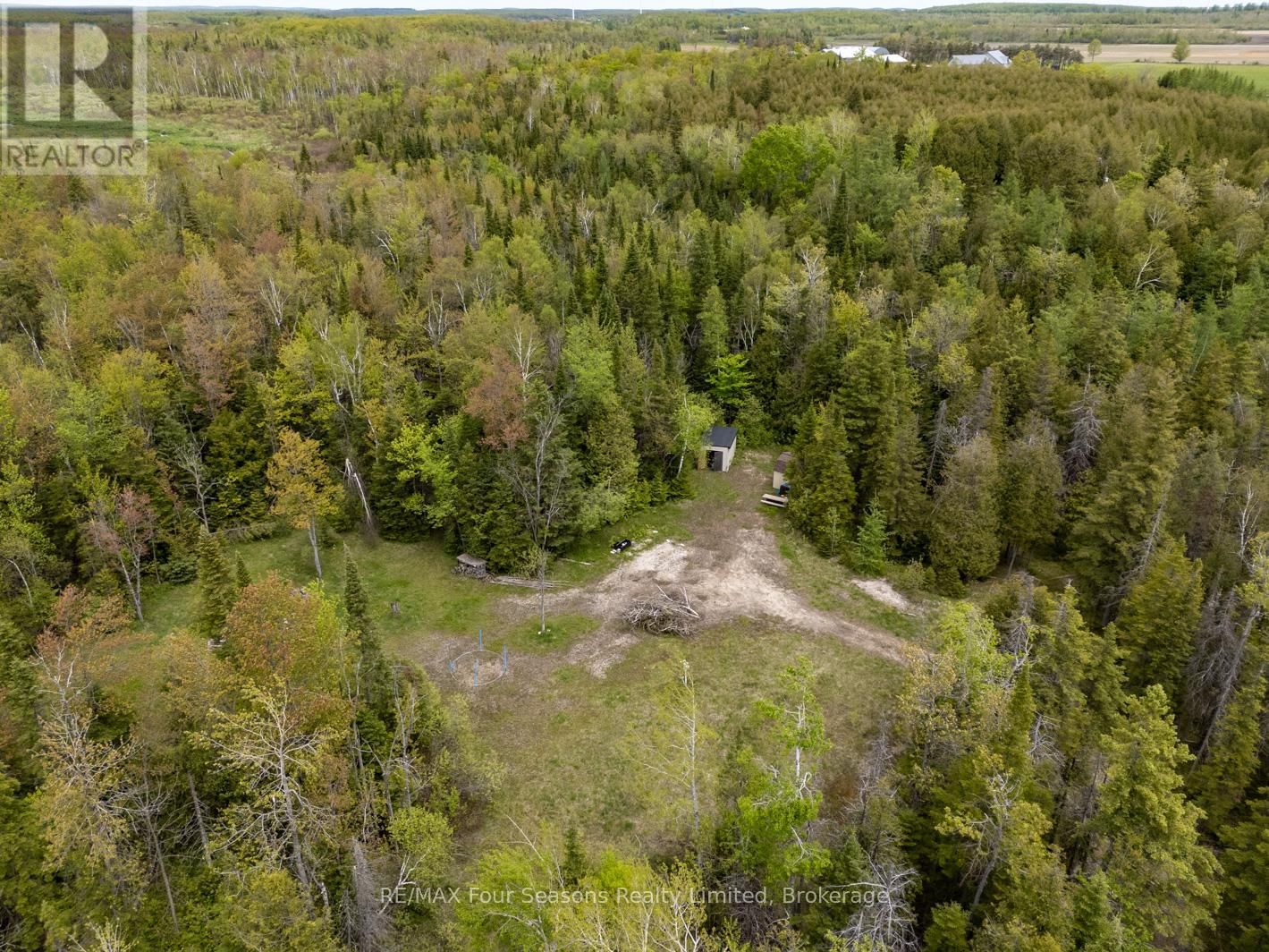 348305 4TH CONCESSION B CORNERS Image 3
