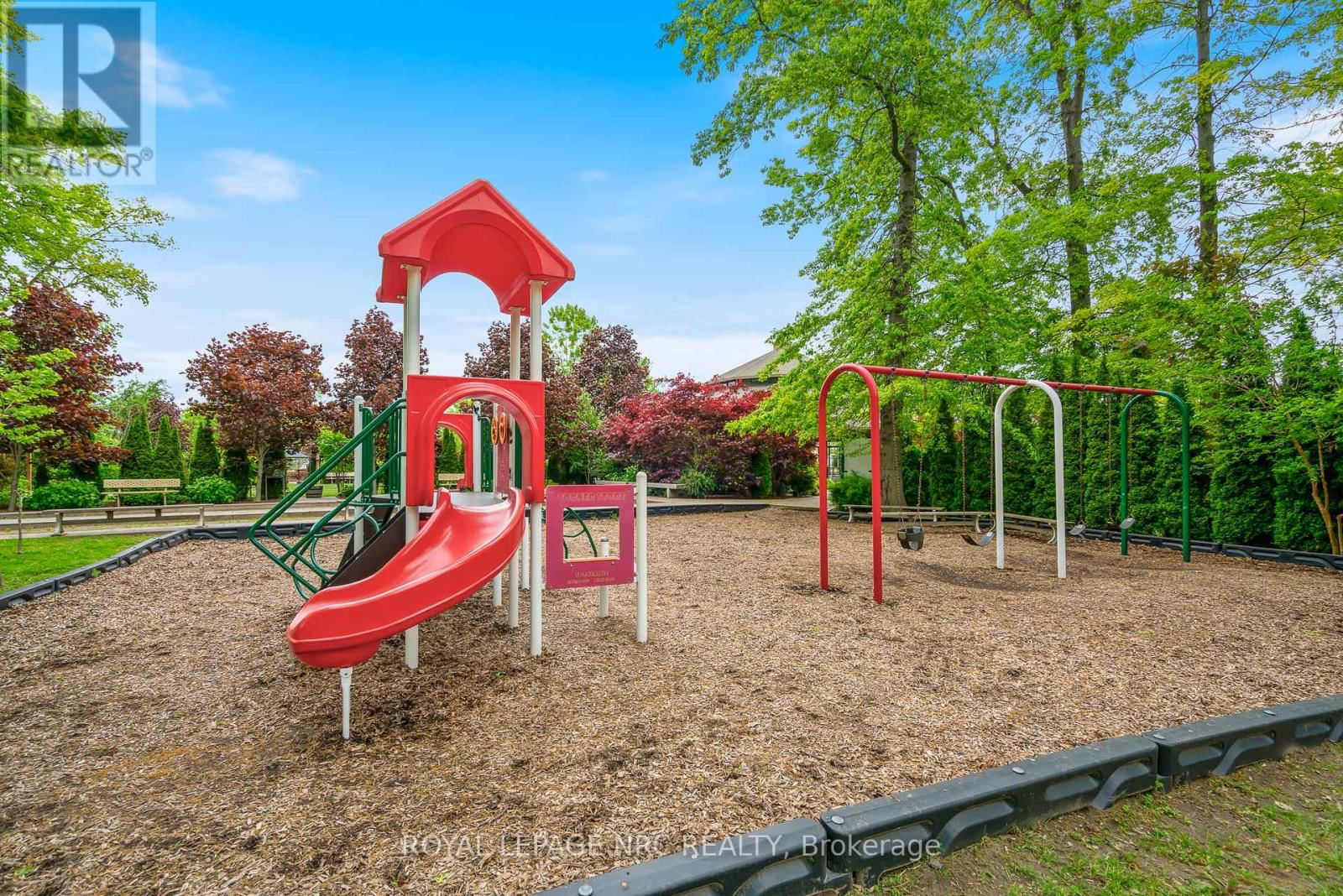 401 - 105 VANSICKLE ROAD Image 33