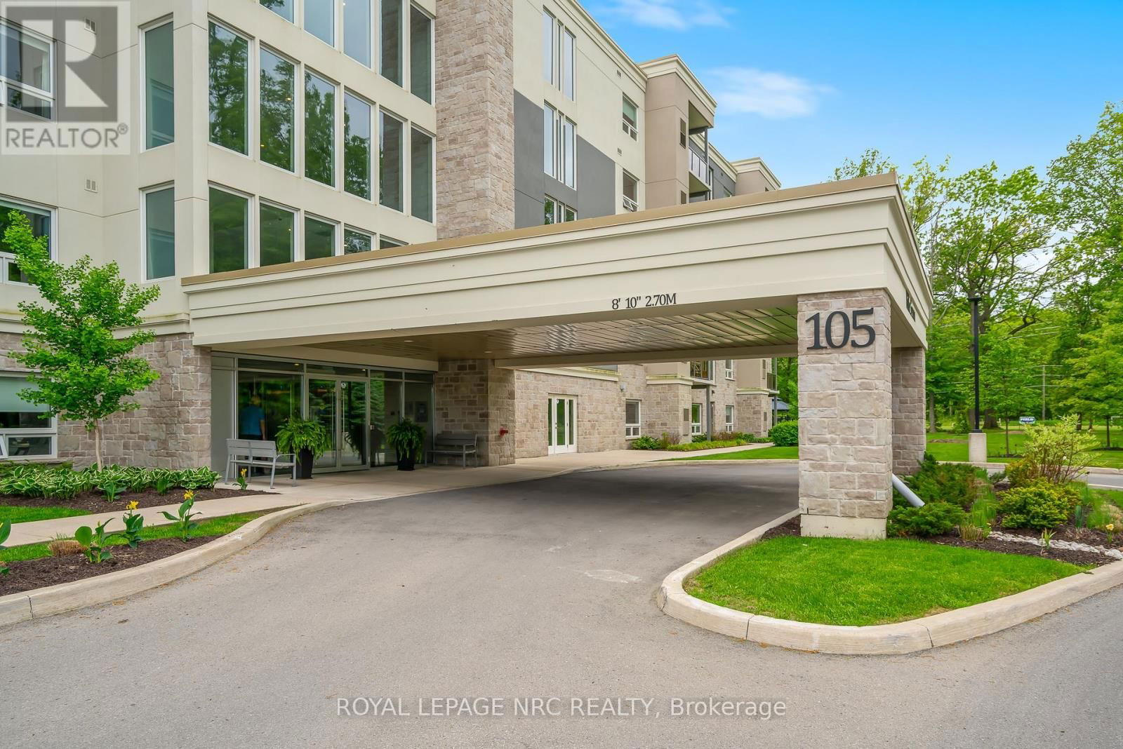 401 - 105 VANSICKLE ROAD Image 4
