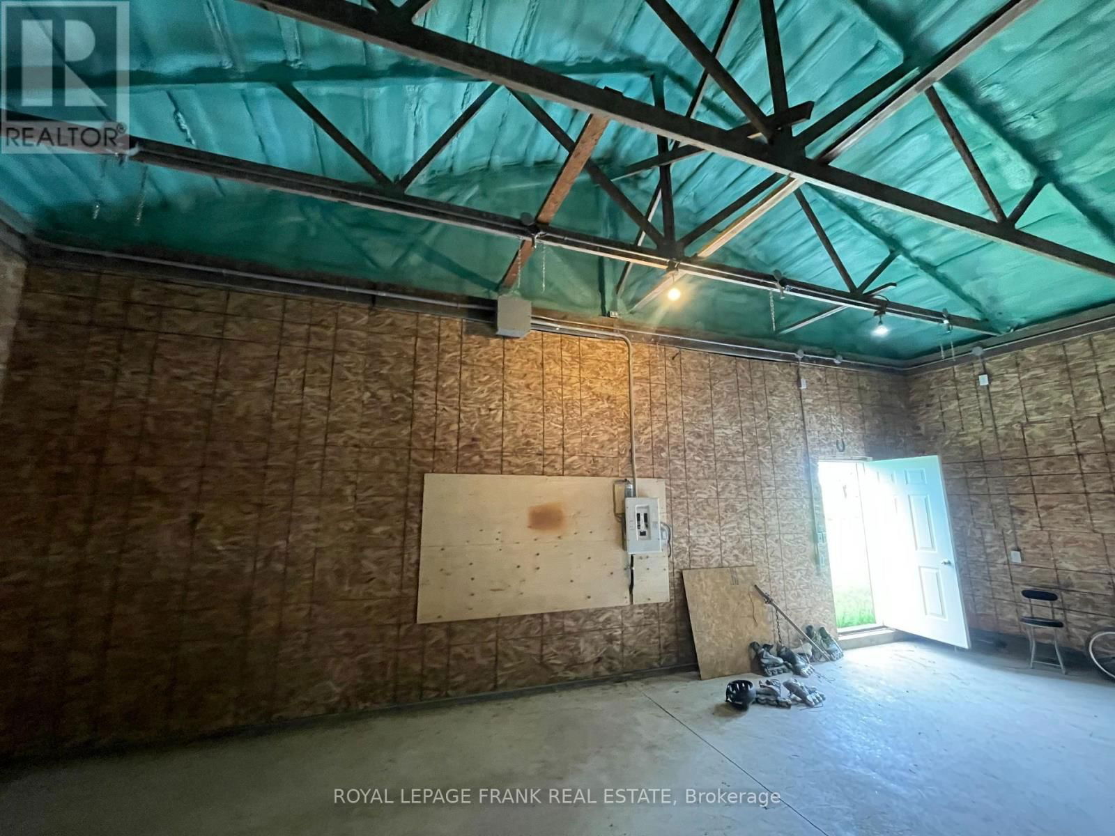 3940 BOULTER ROAD Image 23
