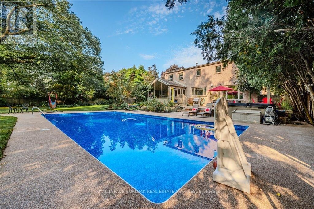 11 ROBINHOOD DRIVE Image 46