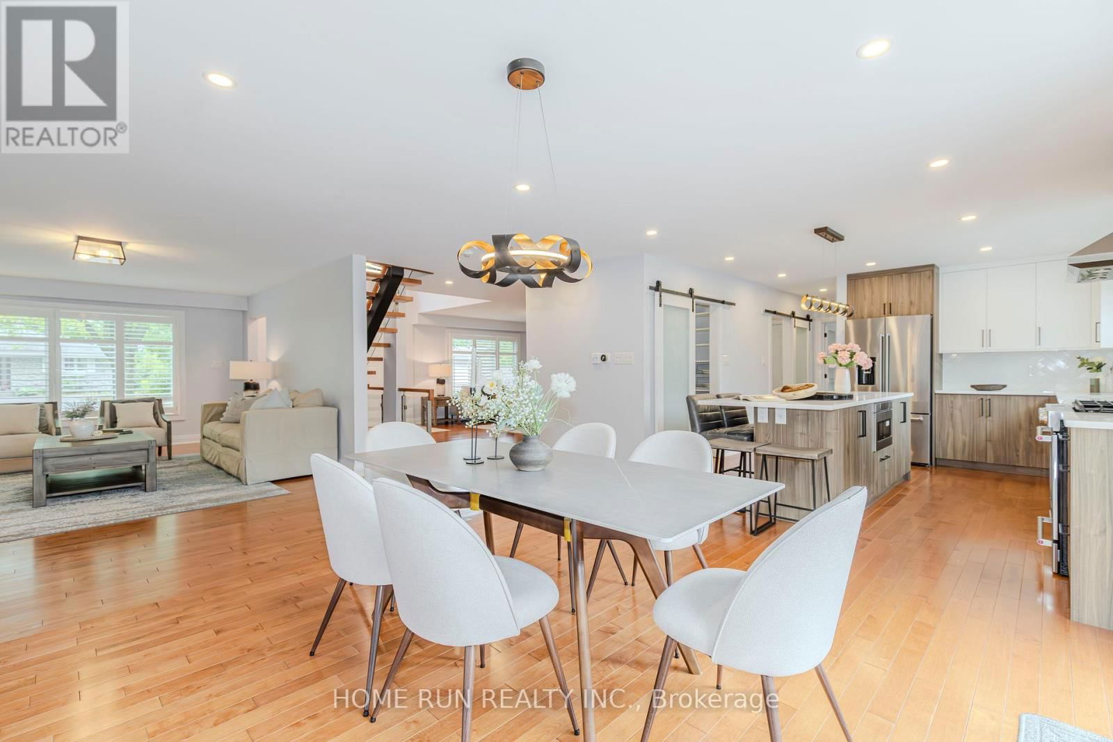 276 CROCUS AVENUE Image 10