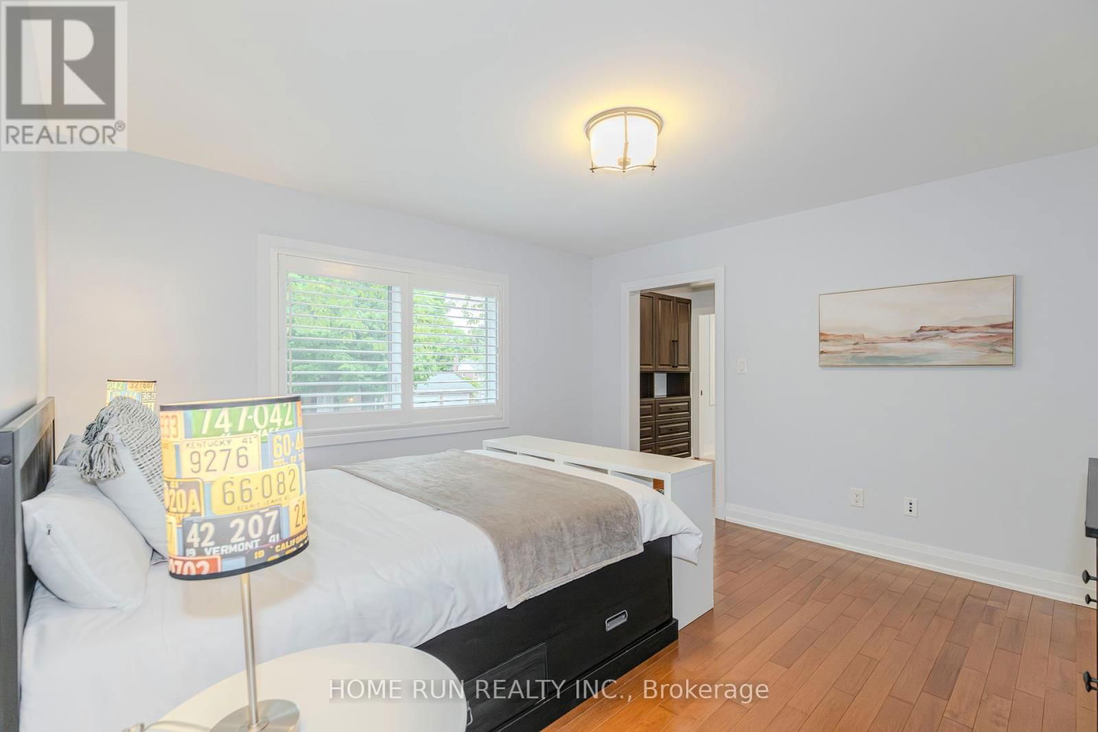 276 CROCUS AVENUE Image 25