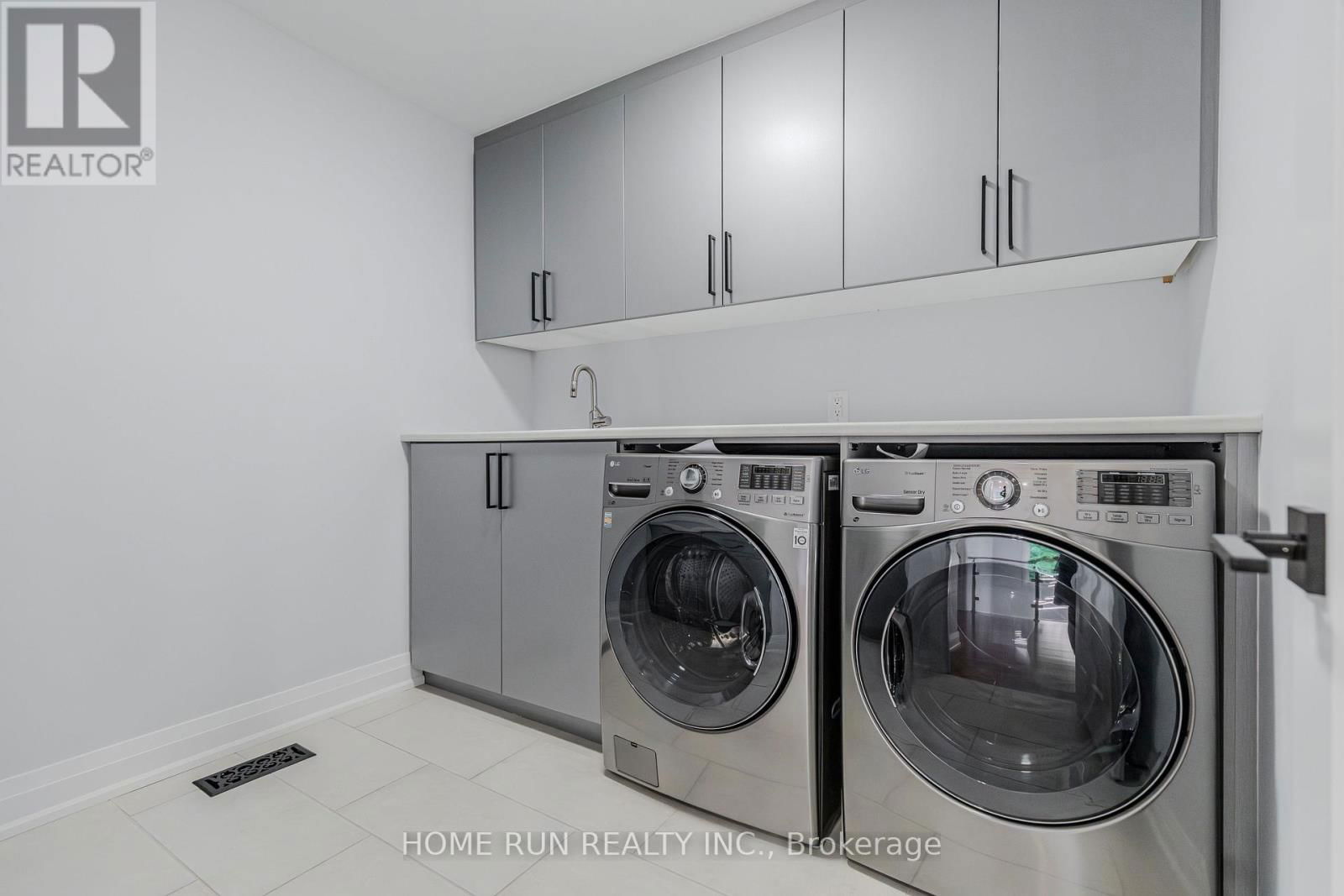 276 CROCUS AVENUE Image 35