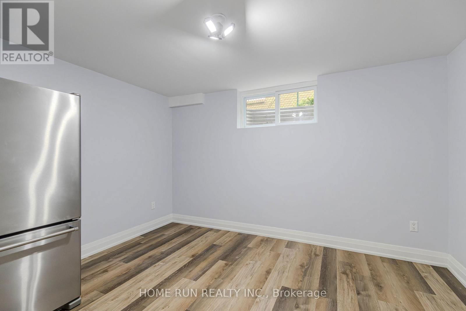 276 CROCUS AVENUE Image 39