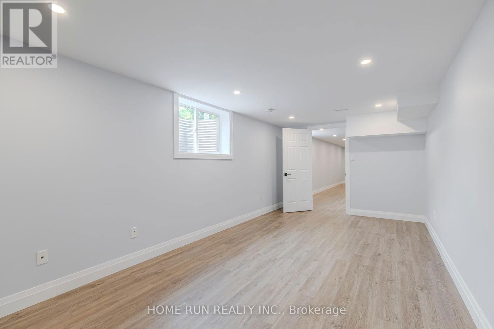 276 CROCUS AVENUE Image 42
