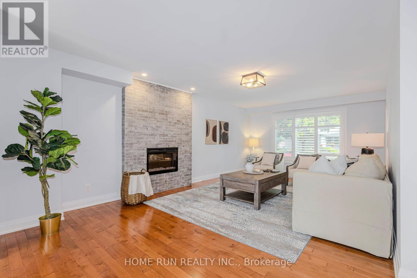 276 CROCUS AVENUE Image 6