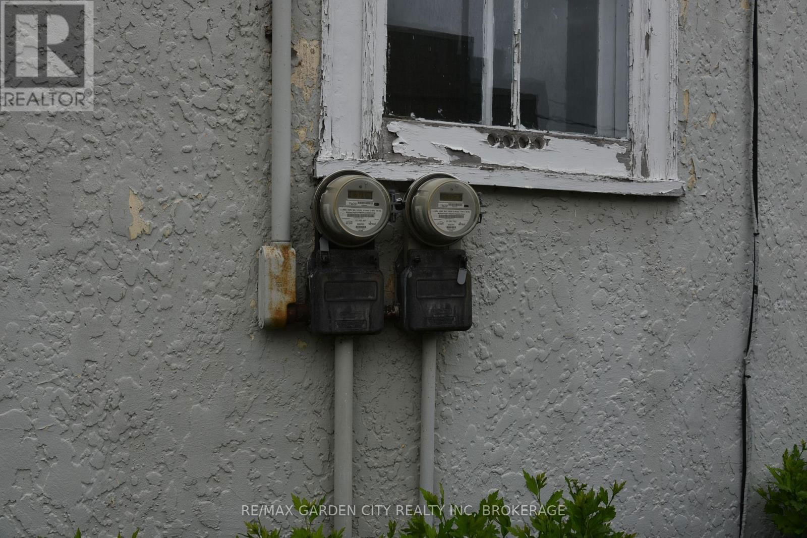 156 DIVISION STREET Image 2