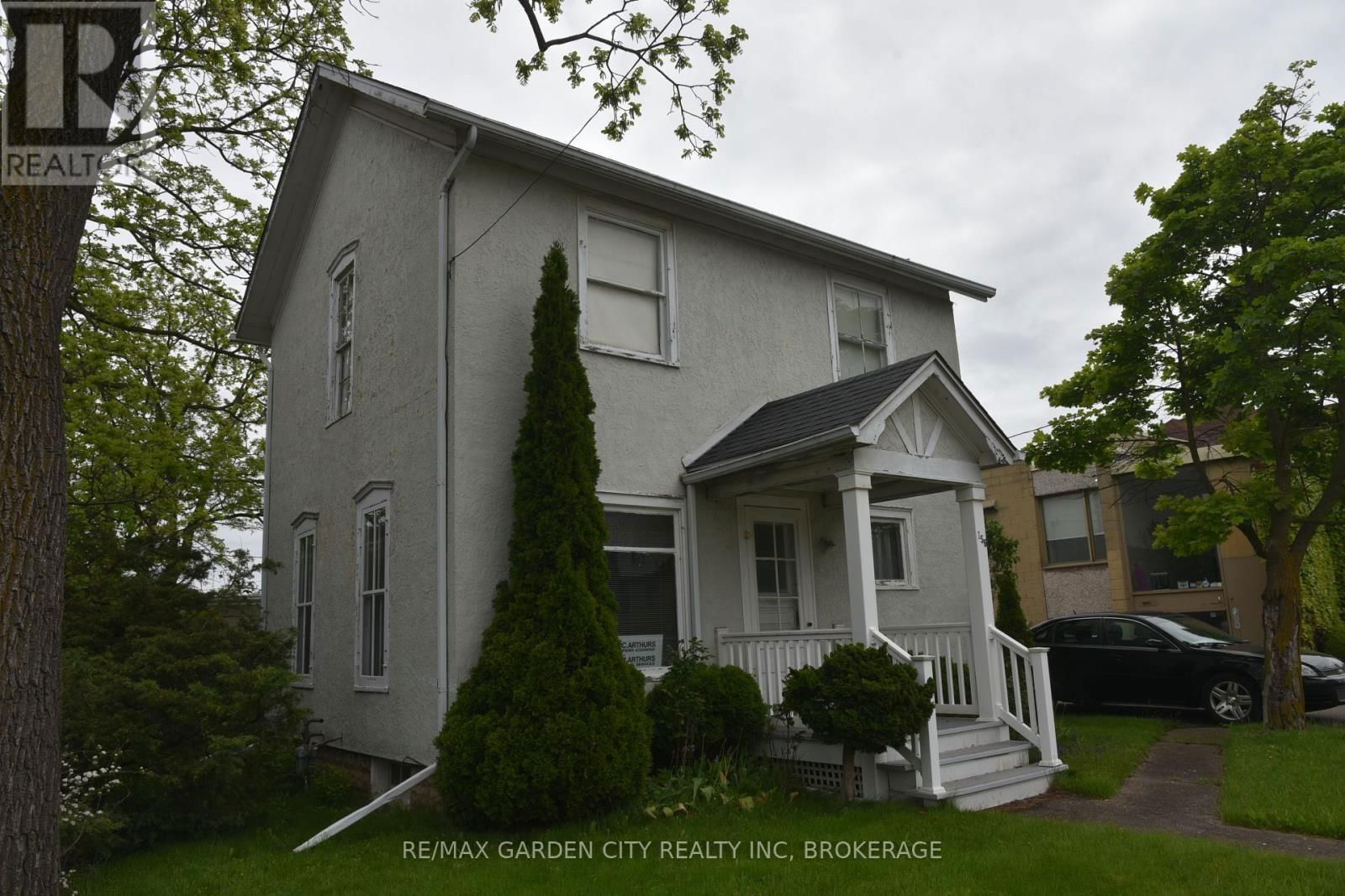 156 DIVISION STREET Image 6