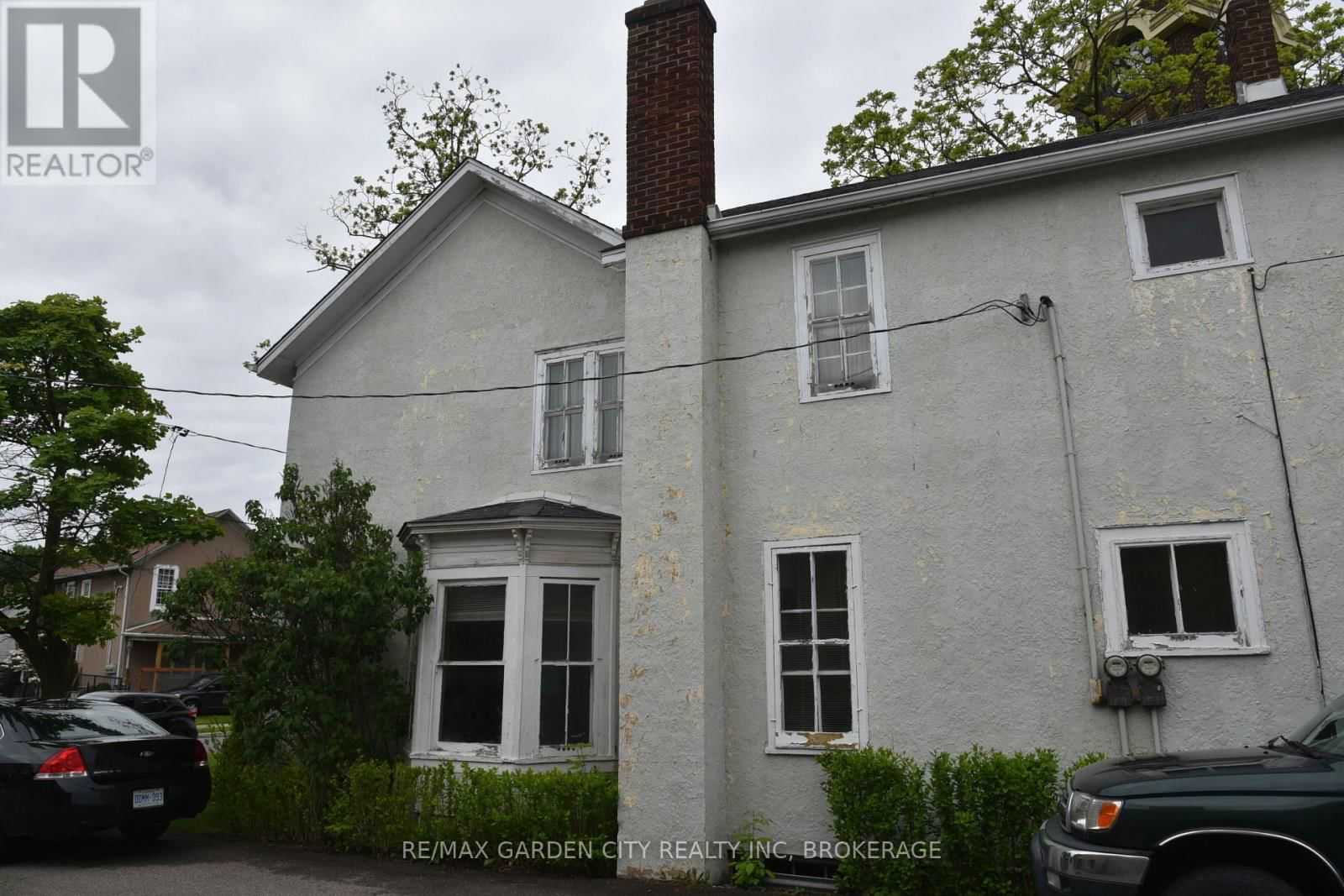 156 DIVISION STREET Image 8