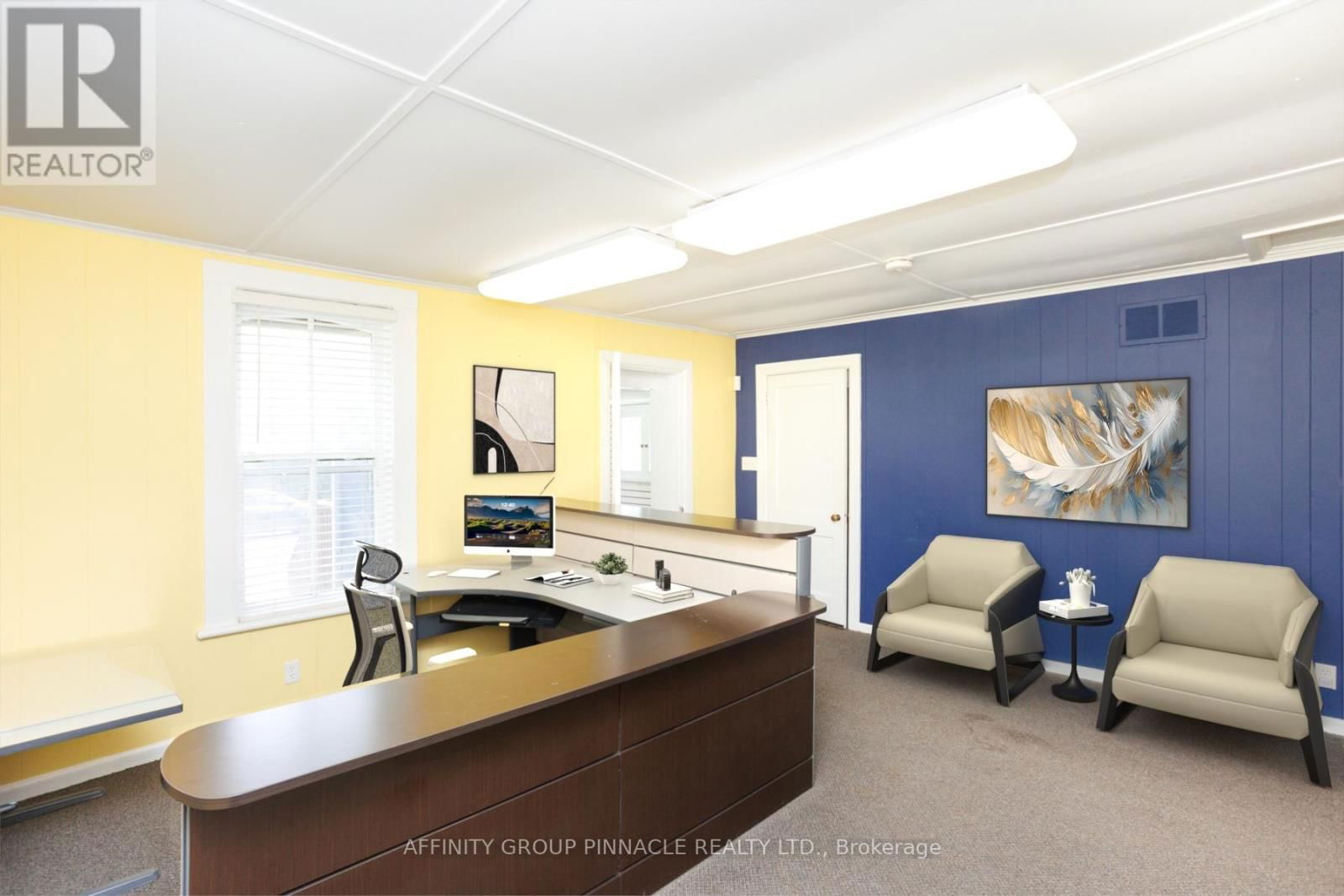 221 KENT STREET WEST Image 15
