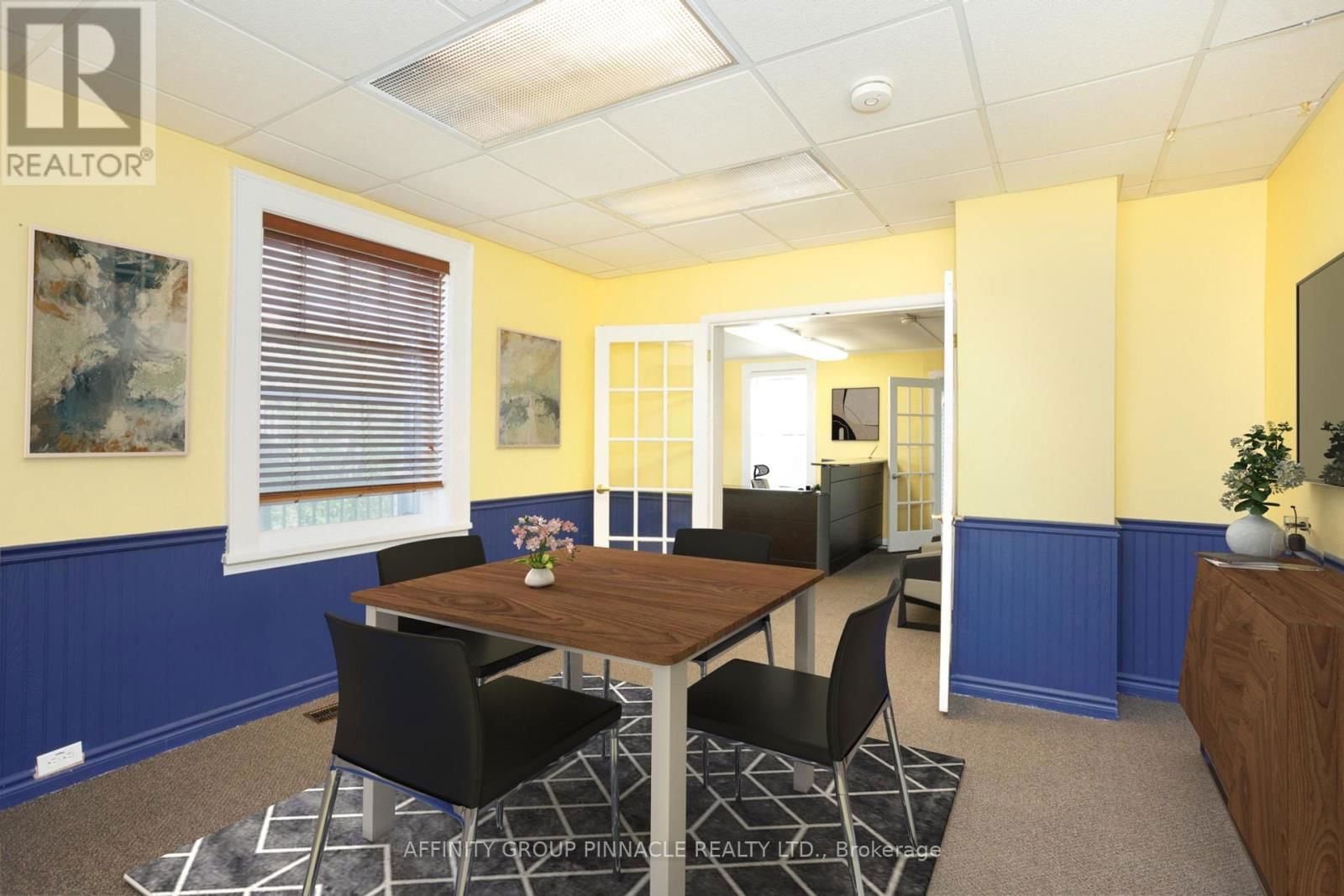 221 KENT STREET WEST Image 17