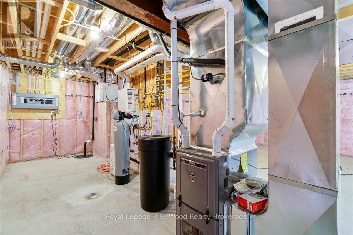 61 SUNVIEW DRIVE Image 22