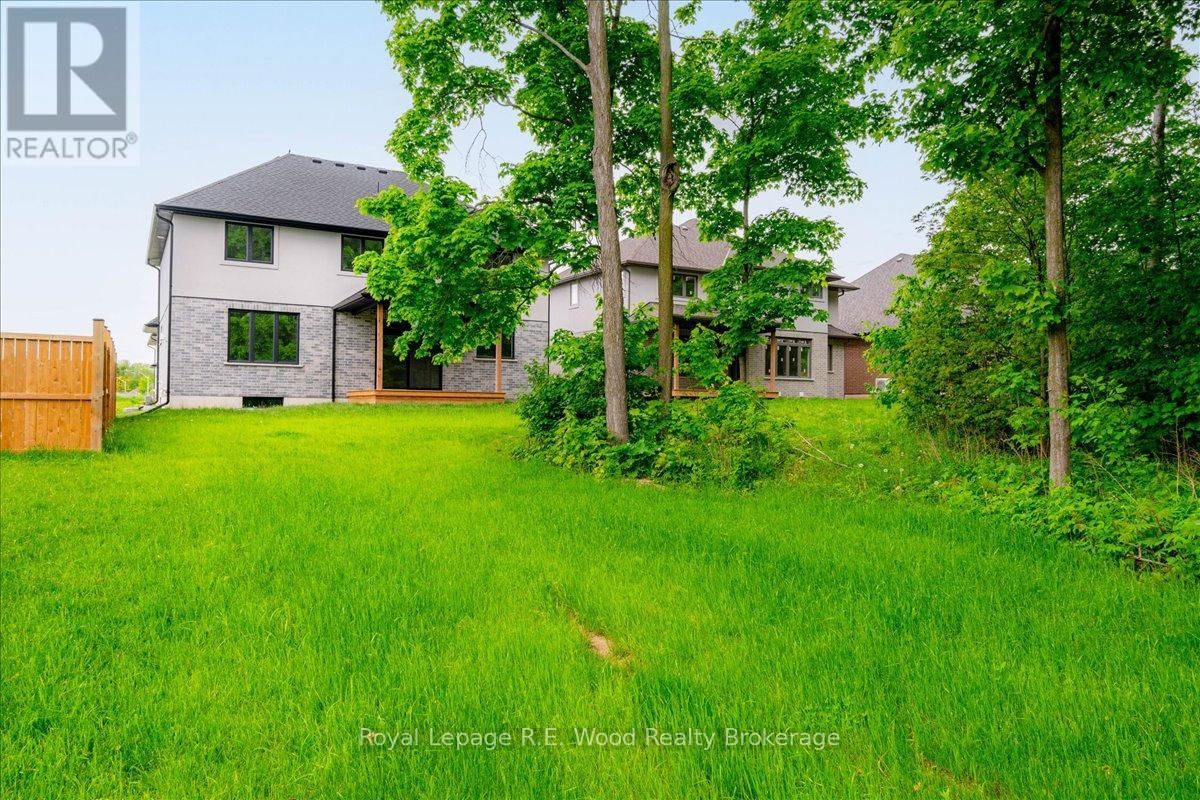61 SUNVIEW DRIVE Image 26