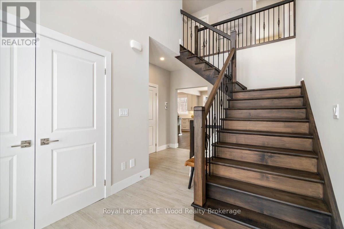61 SUNVIEW DRIVE Image 3