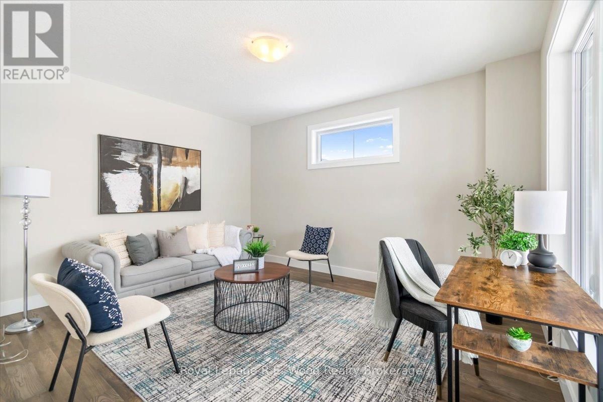 61 SUNVIEW DRIVE Image 4