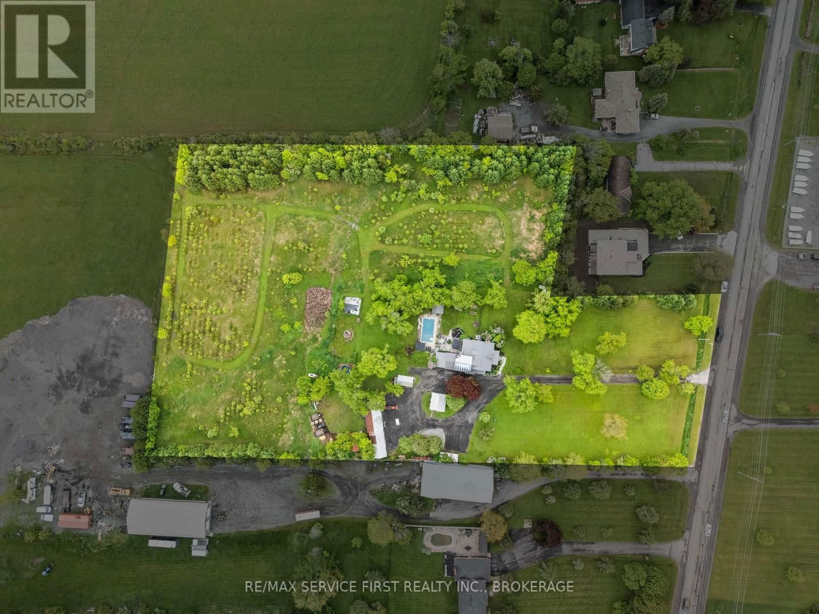 3674 PRINCESS STREET Image 12