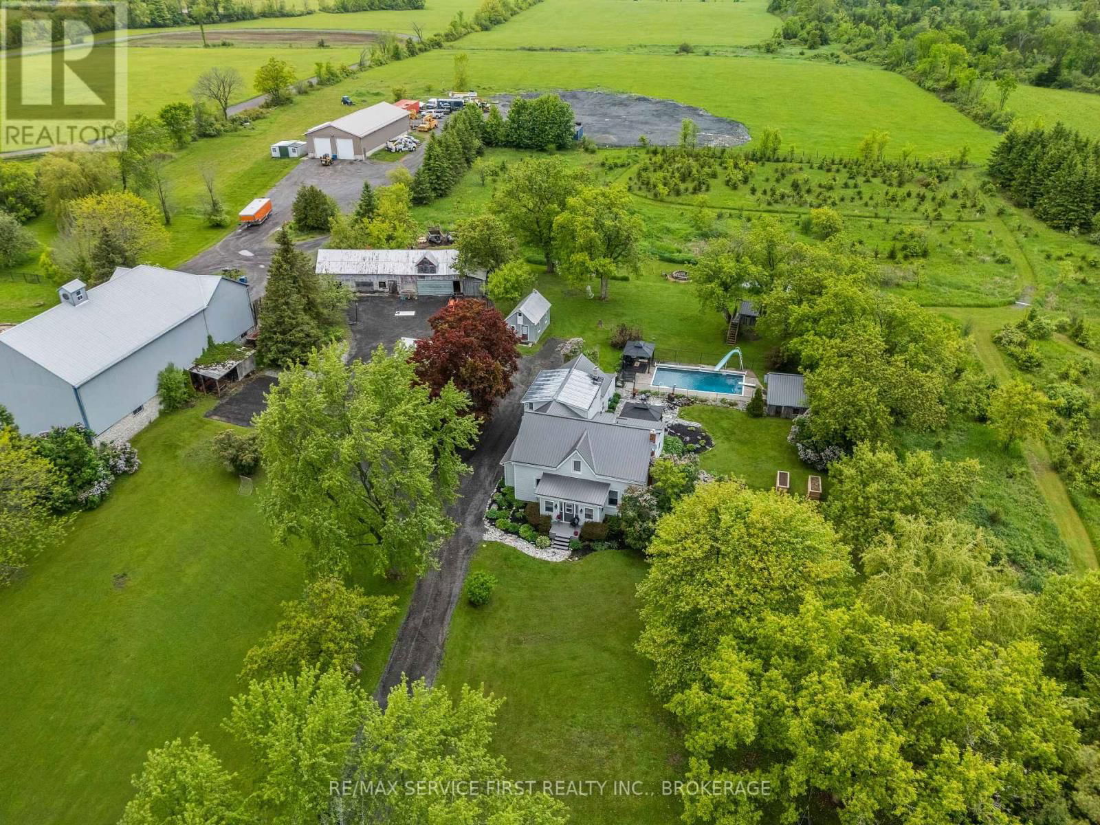 3674 PRINCESS STREET Image 17